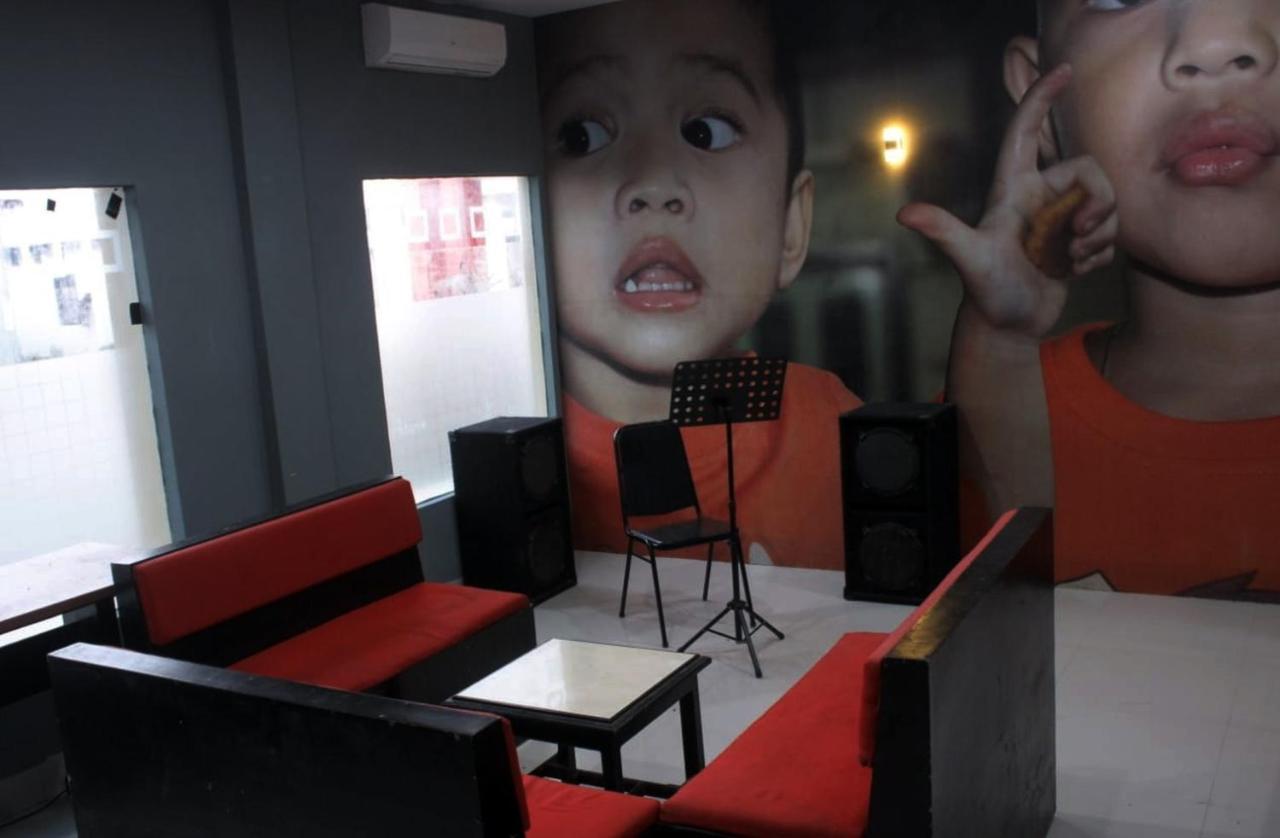 Reddoorz @ Pasangkayu Mamuju Utara Ξενοδοχείο Εξωτερικό φωτογραφία