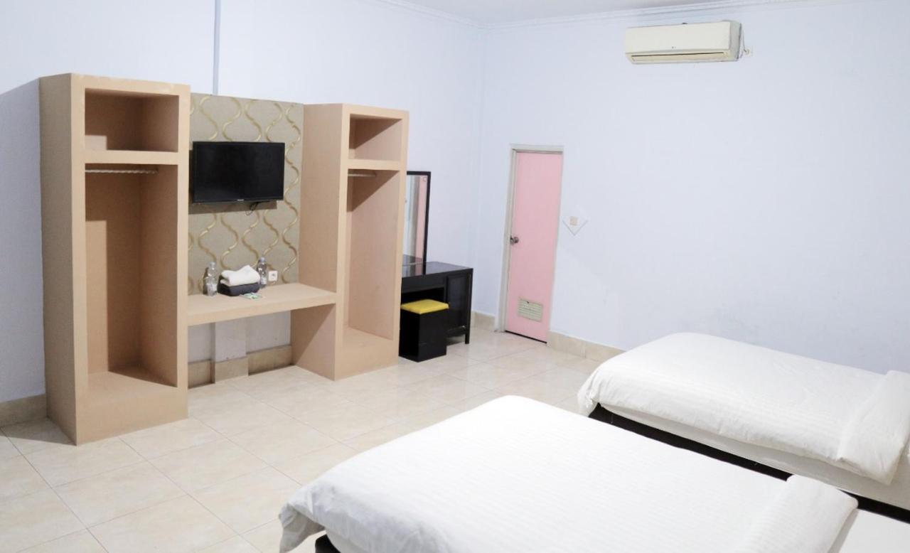 Reddoorz @ Pasangkayu Mamuju Utara Ξενοδοχείο Εξωτερικό φωτογραφία