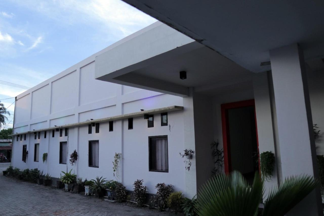 Reddoorz @ Pasangkayu Mamuju Utara Ξενοδοχείο Εξωτερικό φωτογραφία